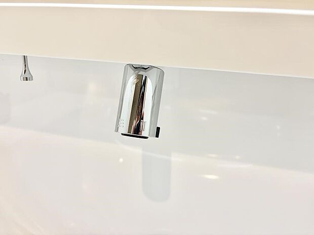 ■手洗いや顔を洗う時も快適に使える便利なシャワー