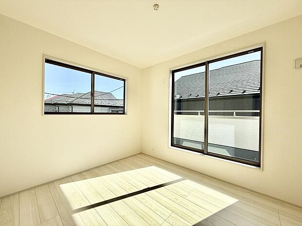 ■窓の配置や通気性の良い設計で部屋の空気がこもらず、常に新鮮な空気が流れます