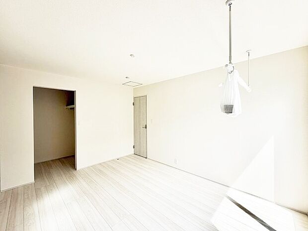 ■落ち着いた雰囲気のお部屋で心が安らぐ空間