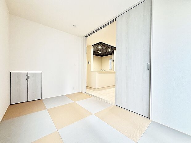 2号棟  ■落ち着いた色合いのお部屋で穏やかな時間を楽しめます