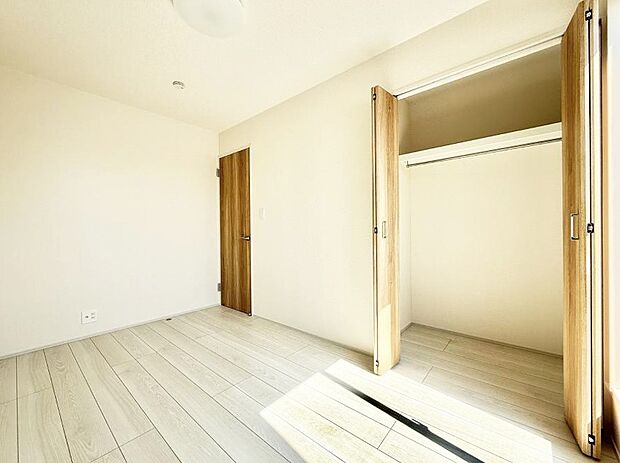 ■落ち着いた雰囲気のお部屋で心が安らぐ空間