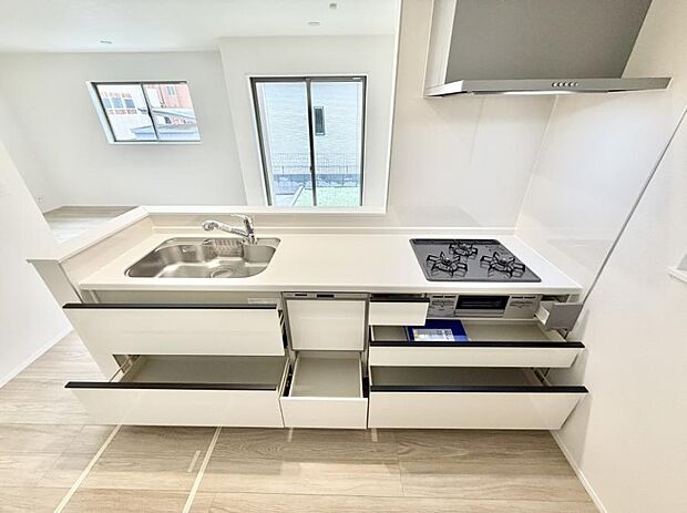 ■家族の絆を深める、温もりのあるキッチン