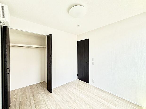 3号棟 ■家具をうまく配置すれば広々とした空間を使い動きやすく、リラックスした時間が過ごせます