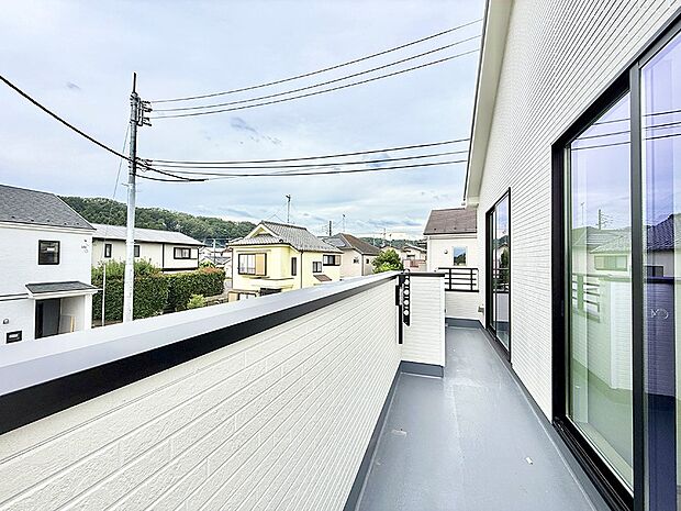 A号棟 ■ 朝のコーヒーや夜の星空を楽しむ、癒しの場所