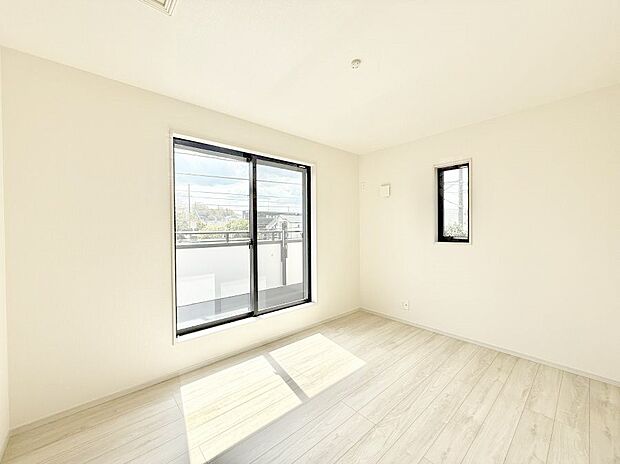 ■落ち着いた雰囲気のお部屋で心が安らぐ空間