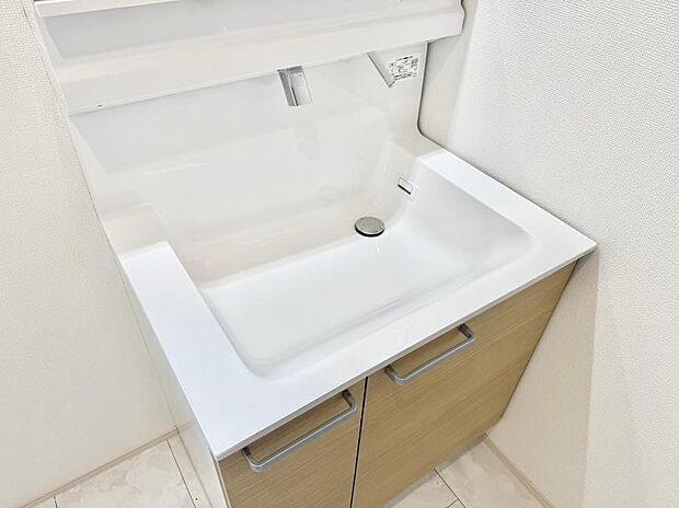 ■手洗いや顔を洗う時も快適に使える便利なシャワー