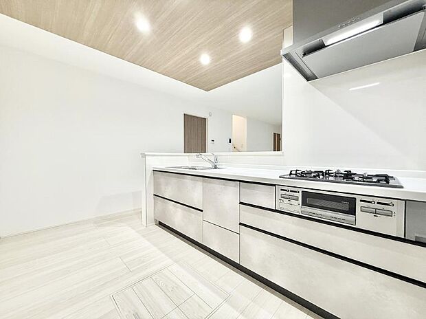 ■料理がもっと楽しくなる、快適なキッチン空間