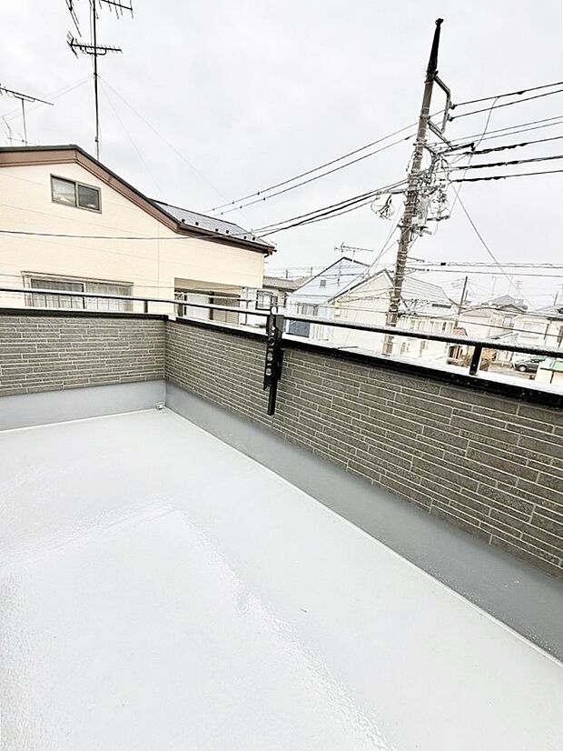 1号棟  ■ 朝のコーヒーや夜の星空を楽しむ、癒しの場所