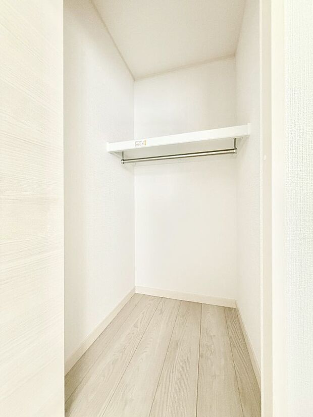 ■WIC付きで衣類も荷物もまとめて収納