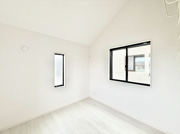 ■落ち着いた色合いのお部屋で穏やかな時間を楽しめます