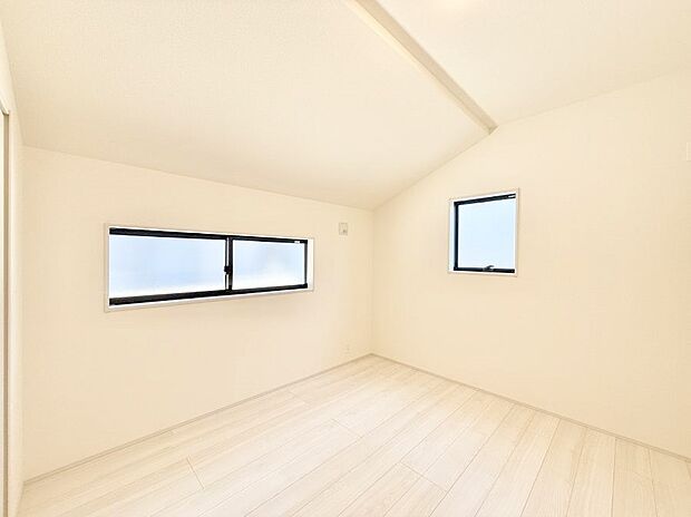 ■落ち着いた雰囲気のお部屋で心が安らぐ空間
