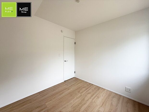 1号棟 ■落ち着いた色合いのお部屋で穏やかな時間を楽しめます
