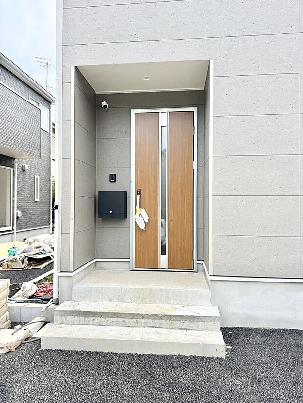 7号棟  ■ 家族とゲストをやさしく迎える、心温まる玄関