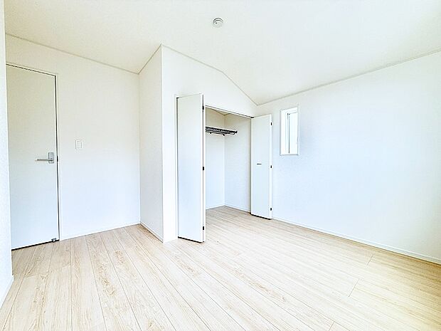 2号棟  ■家具をうまく配置すれば広々とした空間を使い動きやすく、リラックスした時間が過ごせます