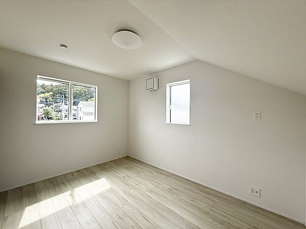 ■落ち着いた色合いのお部屋で穏やかな時間を楽しめます