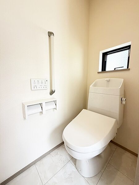 トイレを拡大表示