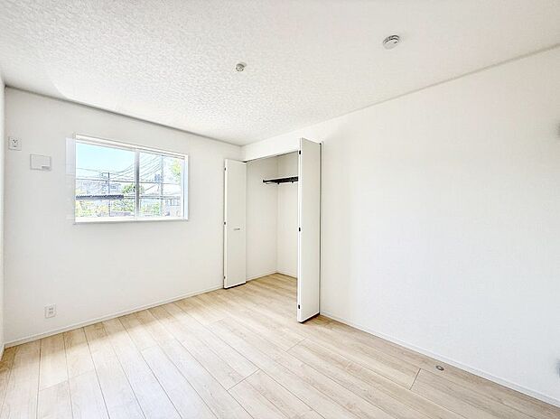 2号棟  ■読書や趣味リモートワークなどさまざまな用途に対応できる柔軟さがあります