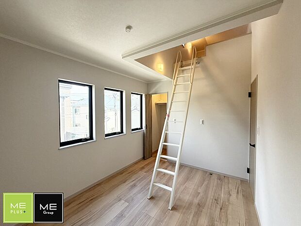 A号棟 ■落ち着いた色合いのお部屋で穏やかな時間を楽しめます