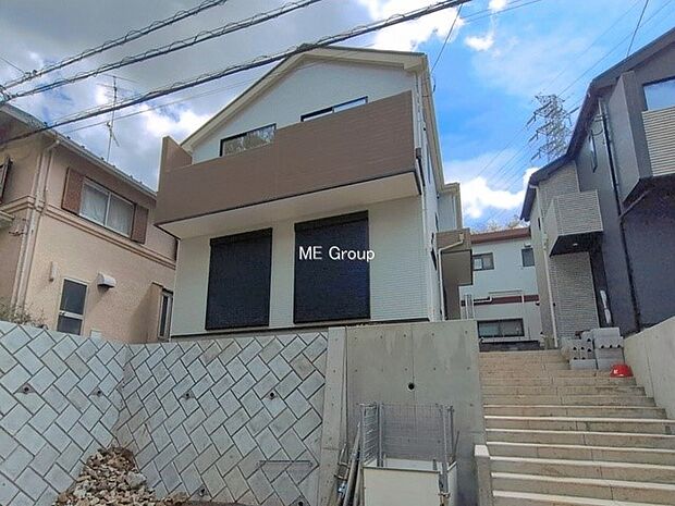 No.1 ■家族みんなが笑顔で過ごせる、安心感のある住まい