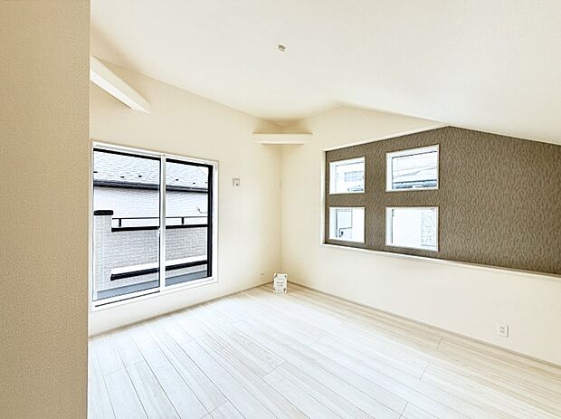 3号棟 ■落ち着いた色合いのお部屋で穏やかな時間を楽しめます