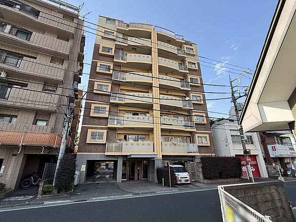■家族が笑顔で集まる温かな住まい