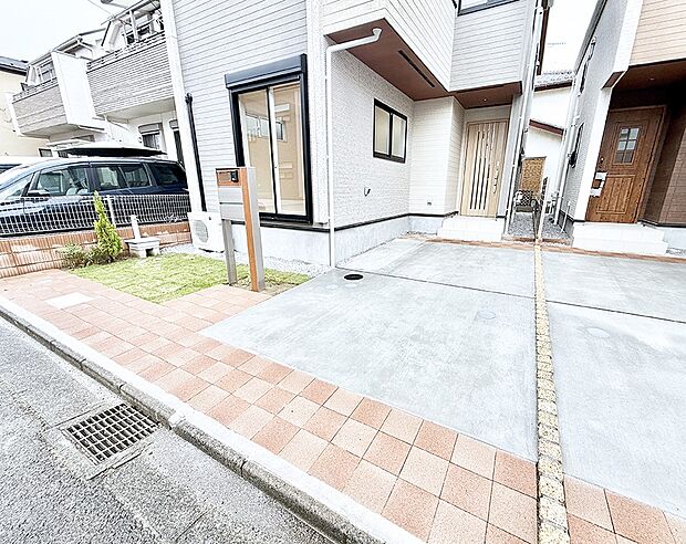 1号棟 ■快適な駐車スペースで安心