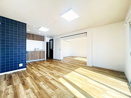 ■くつろぎと笑顔が集まる、心温まるリビング
