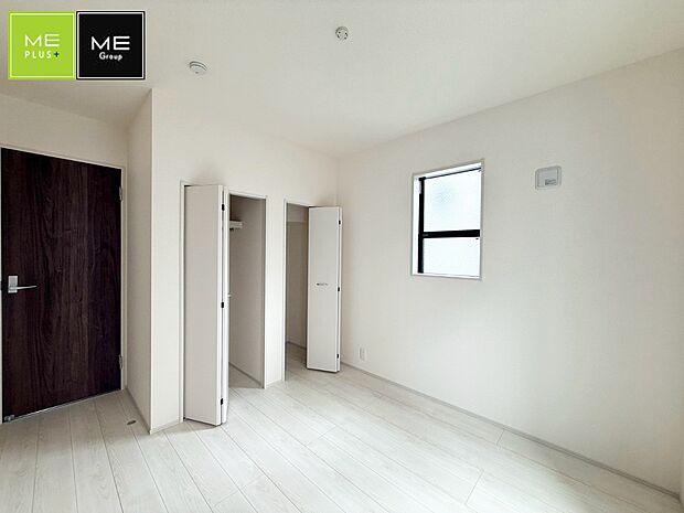 1号棟 ■落ち着いた色合いのお部屋で穏やかな時間を楽しめます