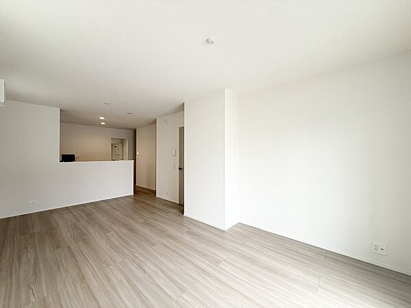 ■くつろぎと笑顔が集まる、心温まるリビング
