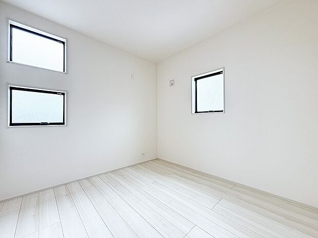 1号棟 ■落ち着いた色合いのお部屋で穏やかな時間を楽しめます