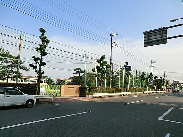 小学校 500m 立川市立第六小学校
