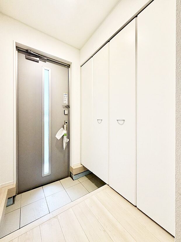 1号棟 ■ シンプルで美しく、快適な暮らしの入り口