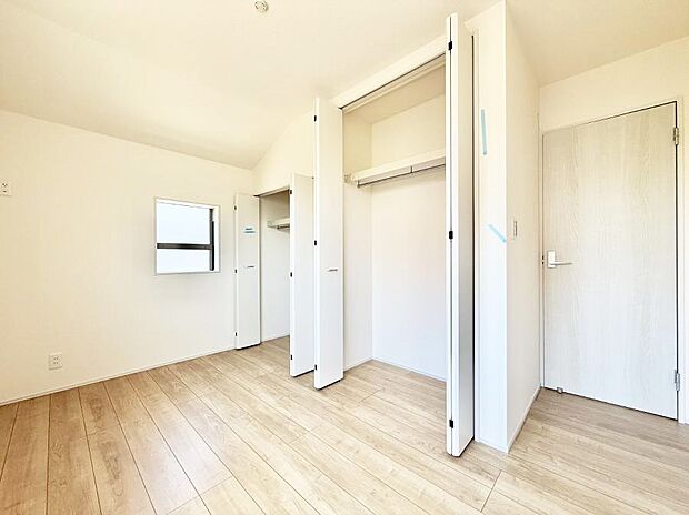 1号棟 ■読書や趣味リモートワークなどさまざまな用途に対応できる柔軟さがあります