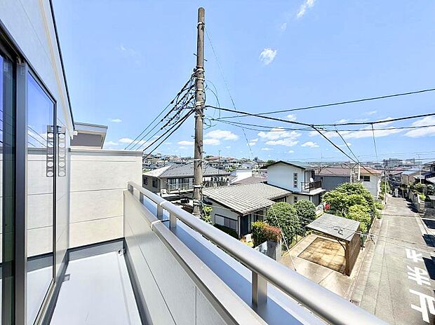 1号棟 ■ 朝のコーヒーや夜の星空を楽しむ、癒しの場所