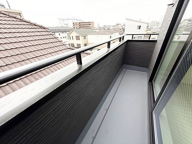 ■お洗濯物がよく乾く陽当たり良好のバルコニー