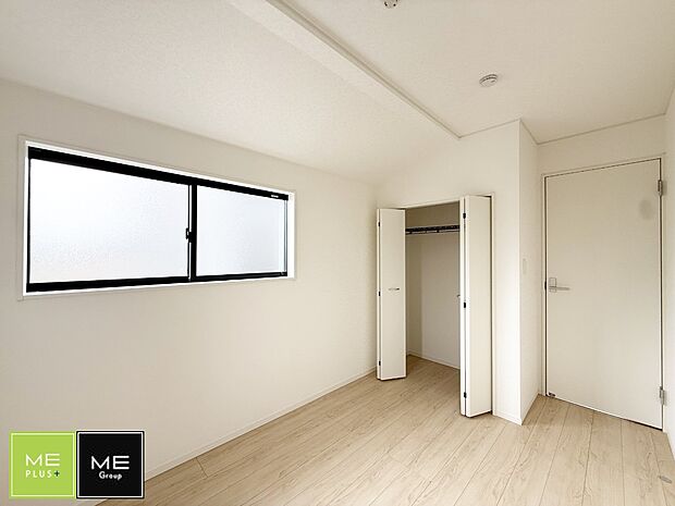 1号棟 ■落ち着いた色合いのお部屋で穏やかな時間を楽しめます