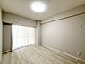 室内：■シンプルで使いやすい空間がスッキリ感じられます