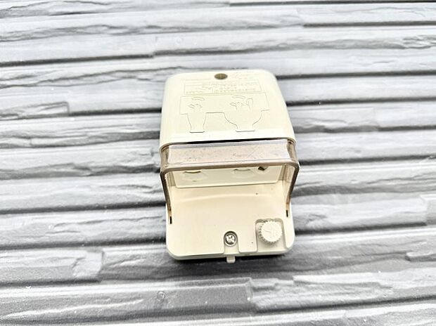 ■屋外に電源コンセントがあれば、高圧洗浄機で窓や外壁を掃除するなど便利です。
