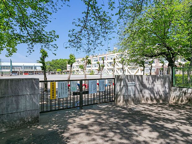 小学校 620m 東大和市立第六小学校