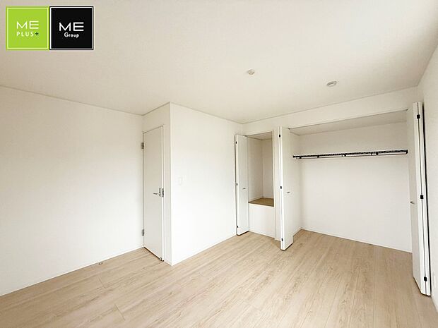 1号棟 ■落ち着いた色合いのお部屋で穏やかな時間を楽しめます