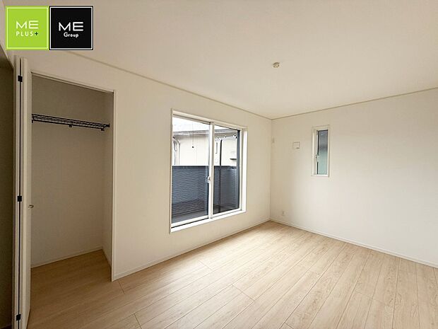 6号棟 ■落ち着いた色合いのお部屋で穏やかな時間を楽しめます
