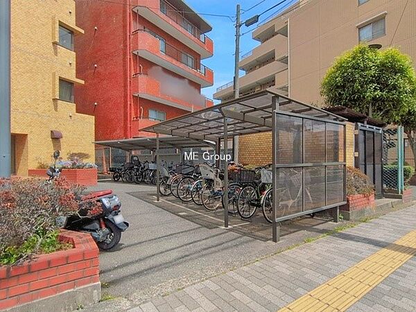 ■移動手段の選択肢が広がる、便利な駐輪場付きの住まいです