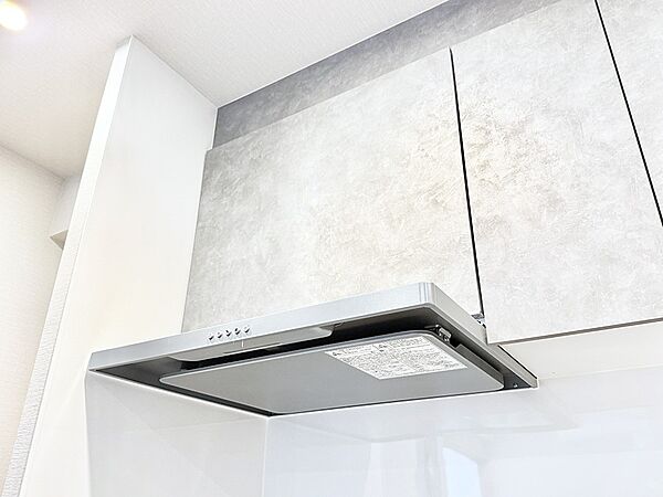 ■調理時の蒸気や匂いが換気扇に誘導され、効率的に排煙ができます。
