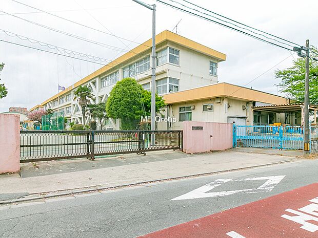 小学校 880m 八王子市立散田小学校