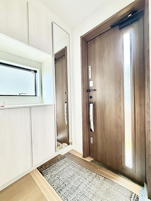 4号棟  ■ シンプルで美しく、快適な暮らしの入り口