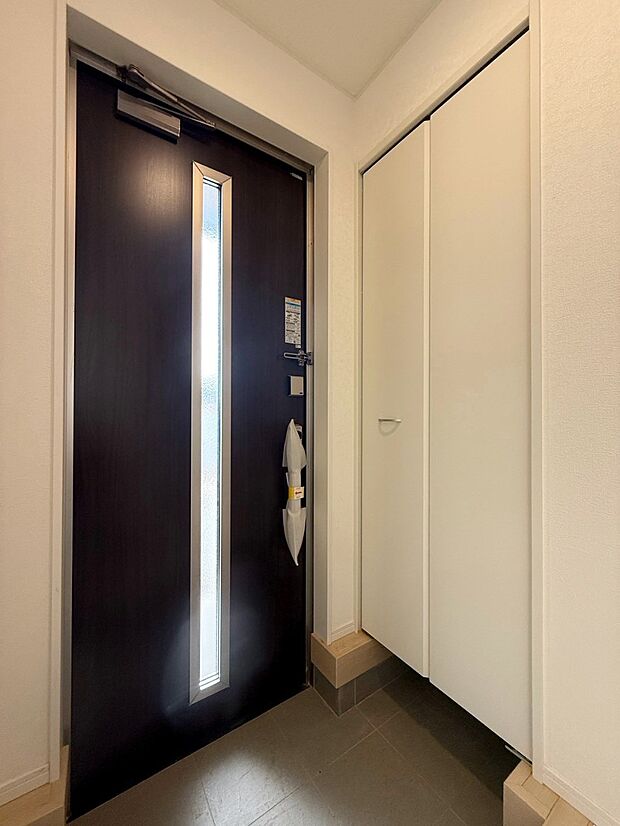 6号棟 ■ ここから始まる一日、すっきり整った玄関