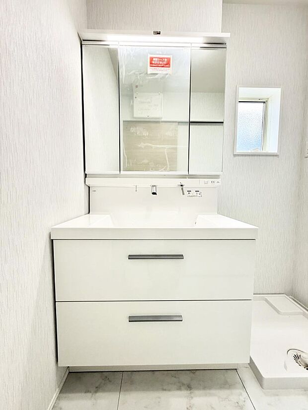 1号棟 ■朝の準備がスムーズにできる広さです