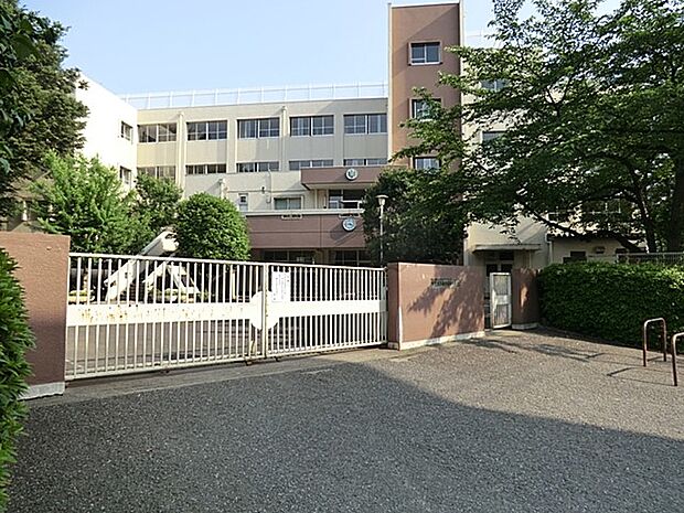 小学校 1200m 府中市立南白糸台小学校