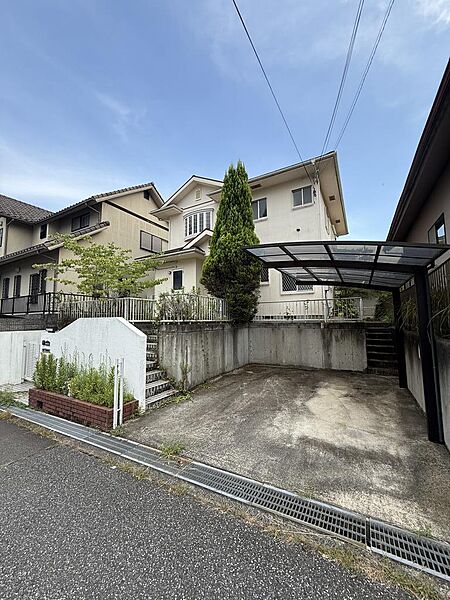 外観：328000515932