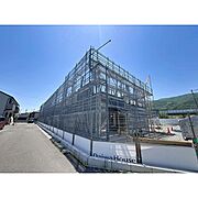 茅野駅より徒歩20分 新築 3階建の賃貸物件